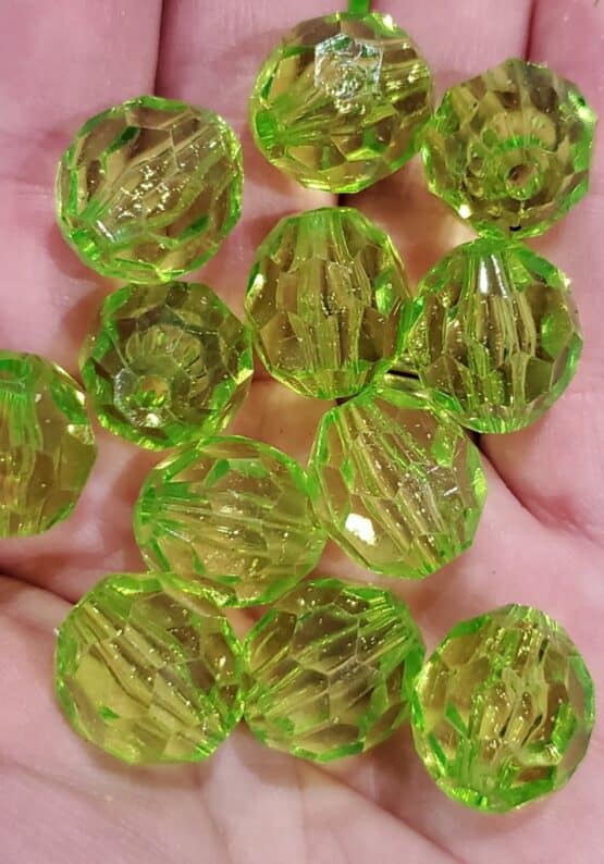 *Transparent LT Green 16MM Faceted Beads (T-3)