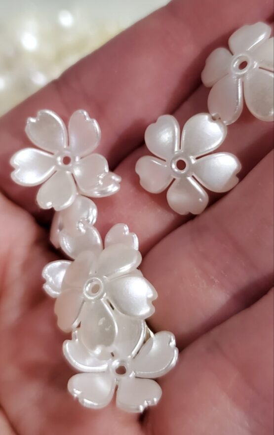 *Flower Pearl Spacer (does not fit pens or keychain bars) - Image 3