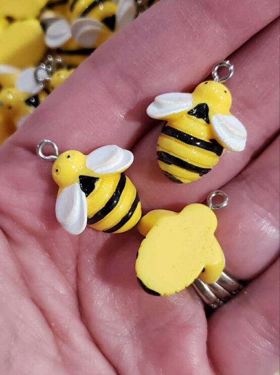 *Bee Charm (M-4)